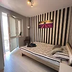 Premium Centrum 900M Targi Kielce 4 Km