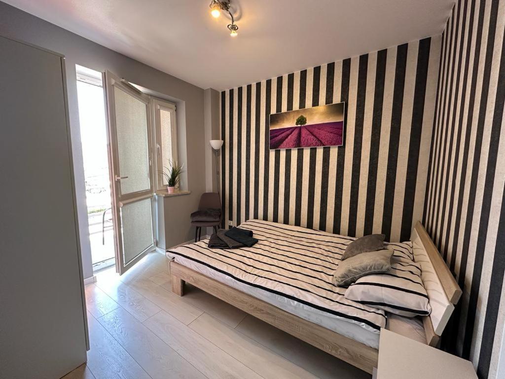 Apartament Apartament Premium Targi 4 Km